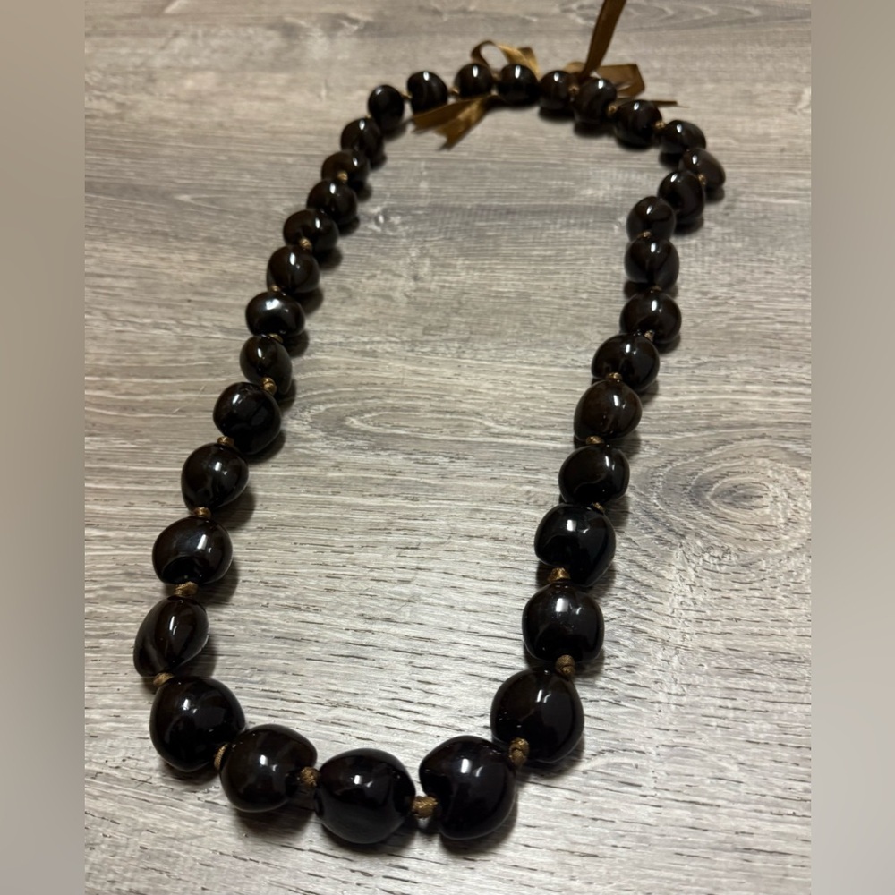 Kukui Nut Necklace 36” Hawaiian Lei Dark Brown Beaded Statement - Picture 3 of 4